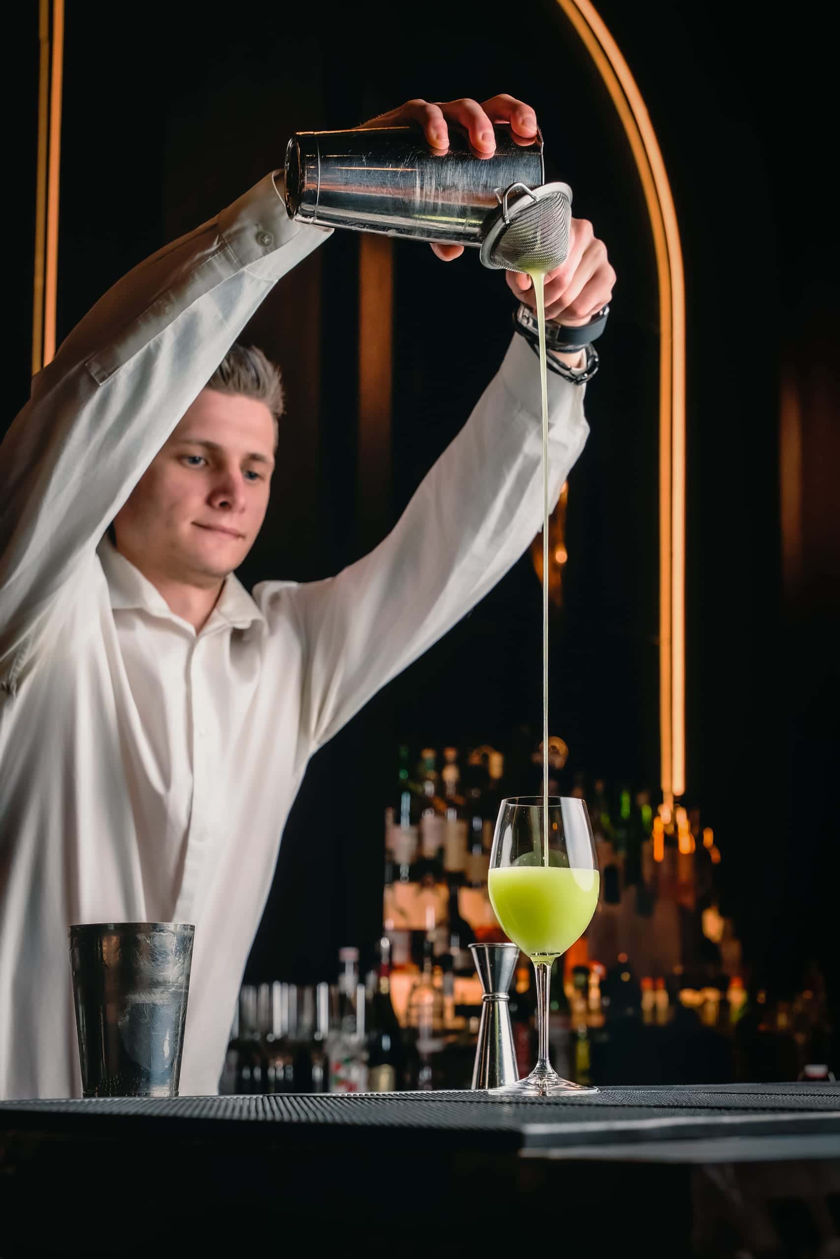 Cocktail photograph — Plume Bar